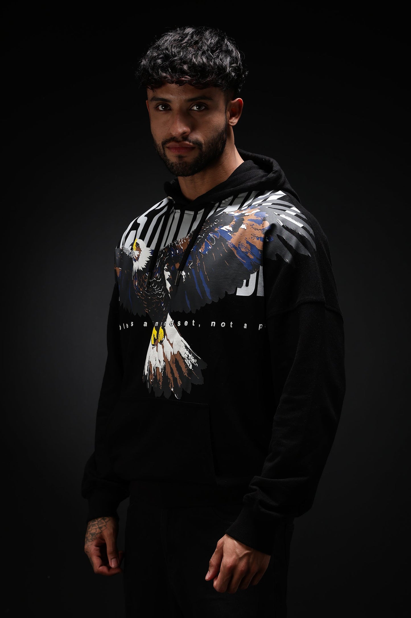 UNSTOPPABLE OVERSIZED HOODIE