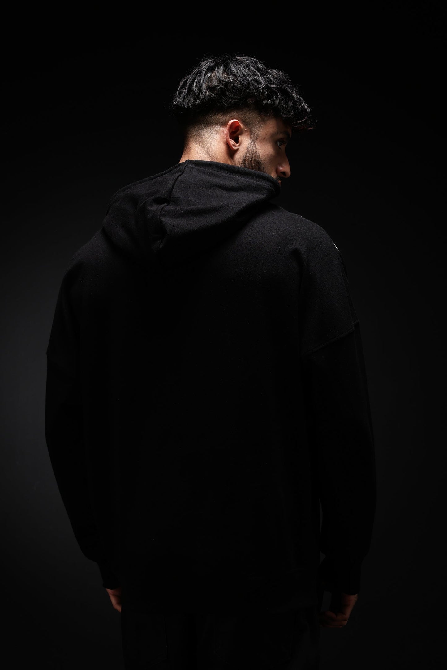 UNSTOPPABLE OVERSIZED HOODIE