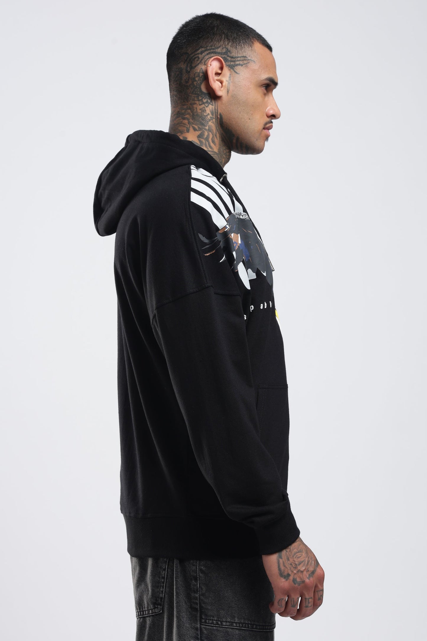 UNSTOPPABLE OVERSIZED HOODIE